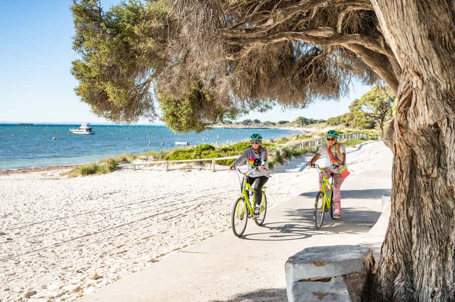 From Perth: Rottnest Island Full-Day Bike and Ferry Trip - Food on Rottnest: plan meals around quokkas and downtime