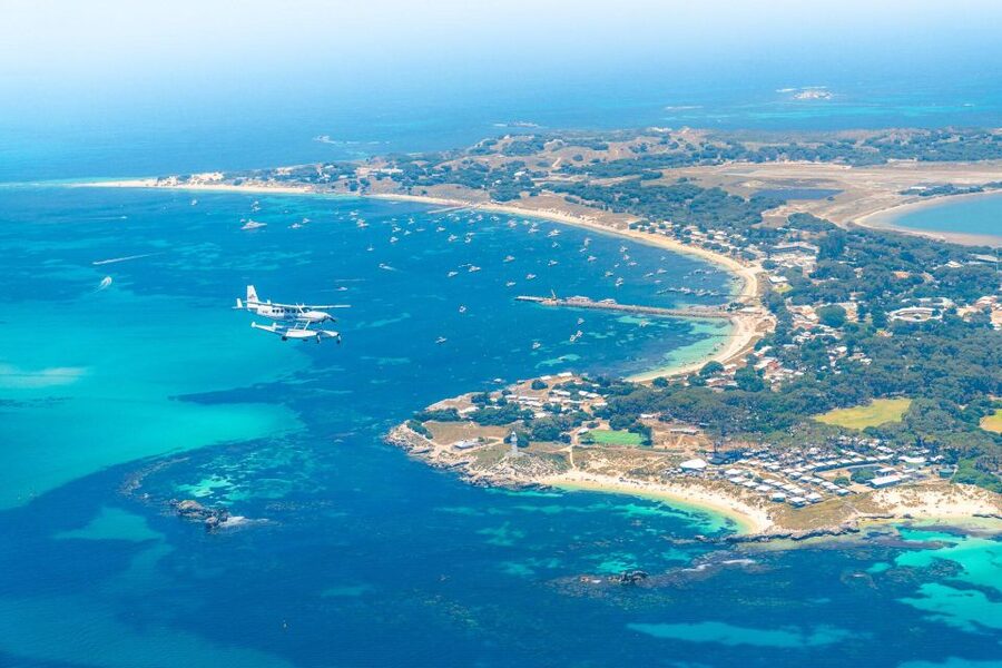 From Perth: Seaplane Flight to Rottnest Island with Lunch - Isola Bar e Cibo lunch: chef’s selection, wine, and a proper pause