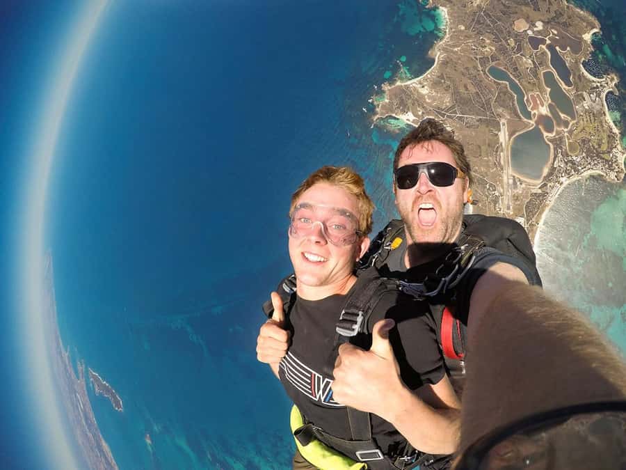 Hillary's Harbour: Rottnest Island Skydive and Ferry Package - Your Jump Height Choice: 10,000 ft vs 15,000 ft (and What It Changes)