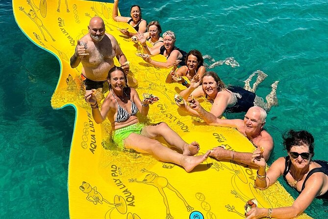Luxe Seafood Package with Round Trip Ferry from Perth - Rottnest Island time: cruising the coast, then doing the island vibe onboard