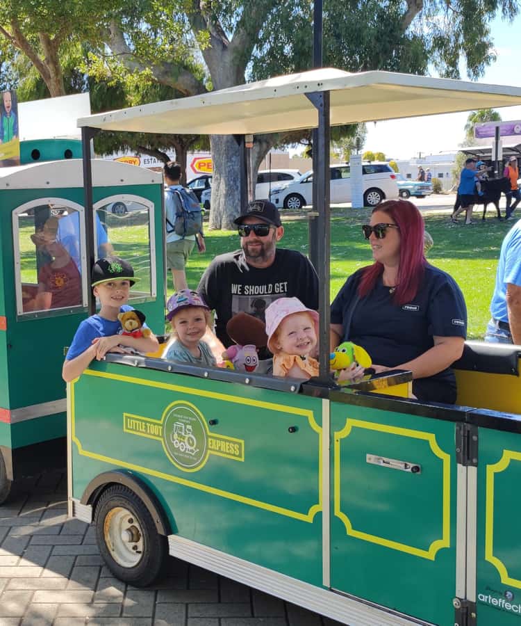 Mandjar Bay - Mini Toot - Price and value at $7 per person