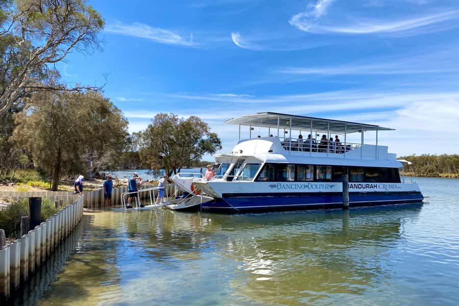 Mandurah: Murray River Lunch Cruise - Wind, seating, and onboard sound: how to make the ride comfortable