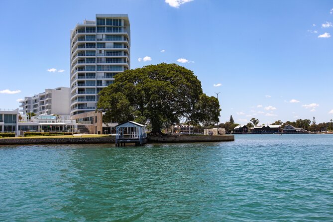 Mandurah Sunset Cruise - Mandurah War Memorial: architecture you notice in a moving view