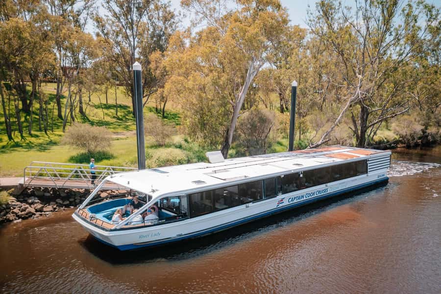 Perth: Full Day Swan Valley Cruise & Wine Tasting With Lunch - A Swan Valley day that starts on the water, not in a lineup