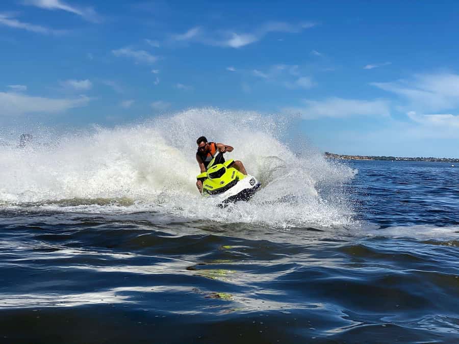 Perth: Guided Jet Ski Tour with Freestyle Session - What to Bring (and What to Skip) for a Smooth Ride