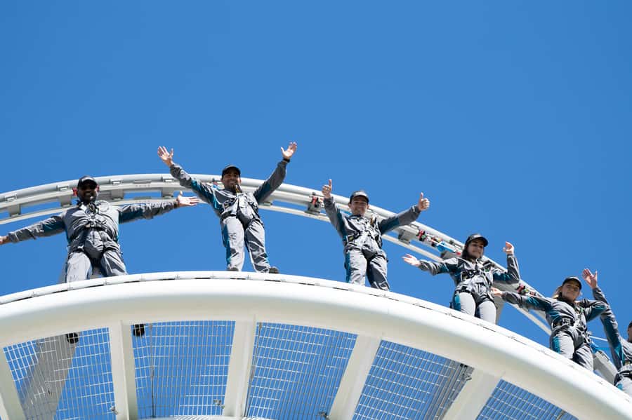 Perth: Optus Stadium Rooftop Vertigo Experience - Leaning over the edge: managing adrenaline without losing control