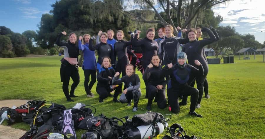 Perth: Rottnest Island Scuba Diving Day Trip-Certified Diver - Rottnest Island’s limestone reef: what you’re really going after