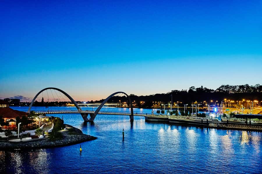 Perth: Swan River Dinner Cruise - The 150-Minute Cruise: What Happens Once You’re On Board