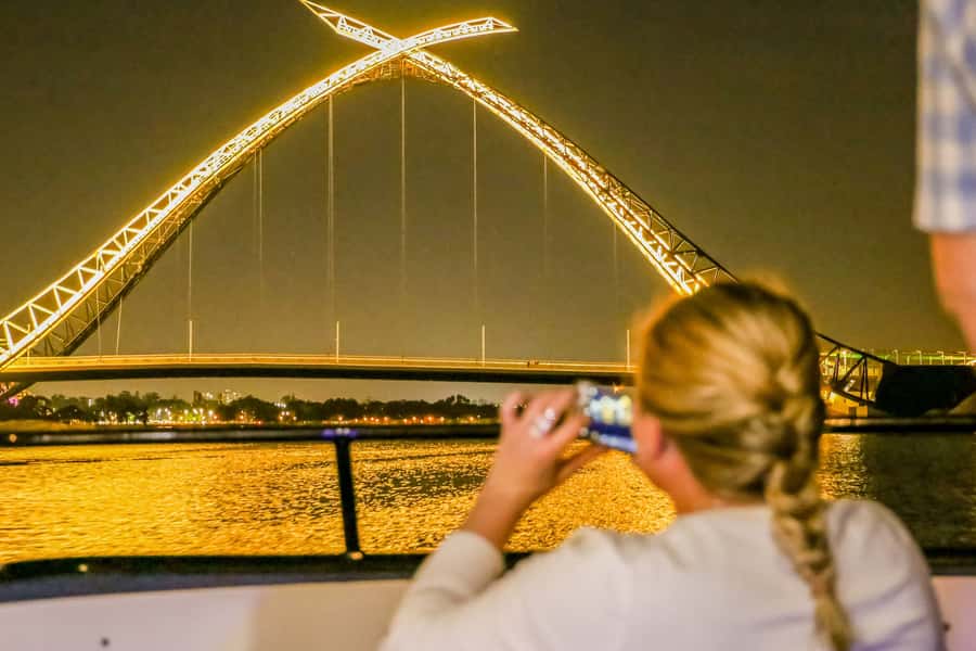 Perth: Swan River Dinner Cruise - City Lights From Your Table: The View and the Photo Factor