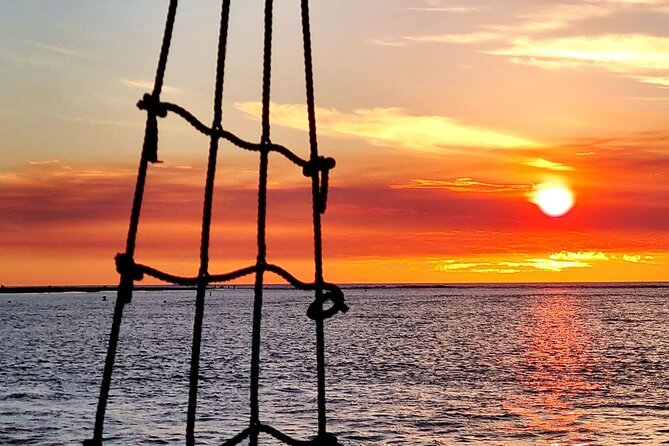 Pirate Ship Sundowner Cruise in Mandurah - Sunset at the top of the estuary (and why departure times change)
