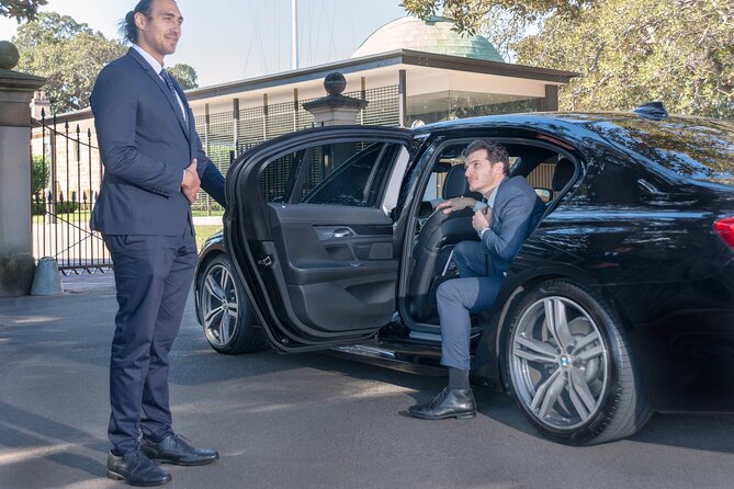 Private Luxury Transfer from Perth CBD to Perth Airport - Perth CBD to Perth Airport, without the taxi queue stress