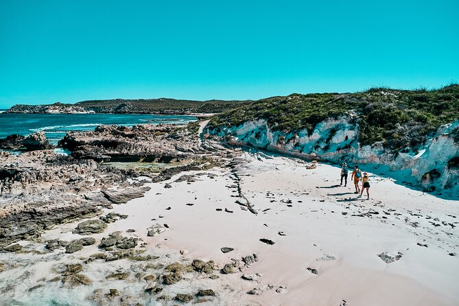 Rottnest Island Lakes and Bays Guided Hike - Key things I’d circle before you go
