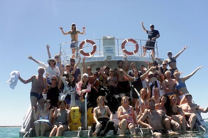 Swim with Wild Dolphins Day Tour - Lunch and hot drinks onboard: what you should expect